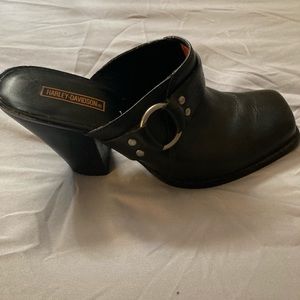 Harley Davidson black clogs. Size 7 1/2.